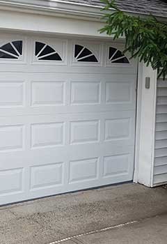 New Garage Door Installation In Sacramento