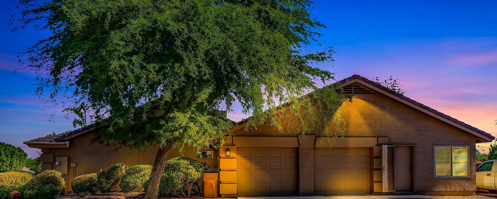 New Garage Door Installation In Sacramento